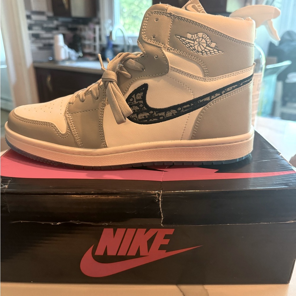 Women’s Nike Sneakers